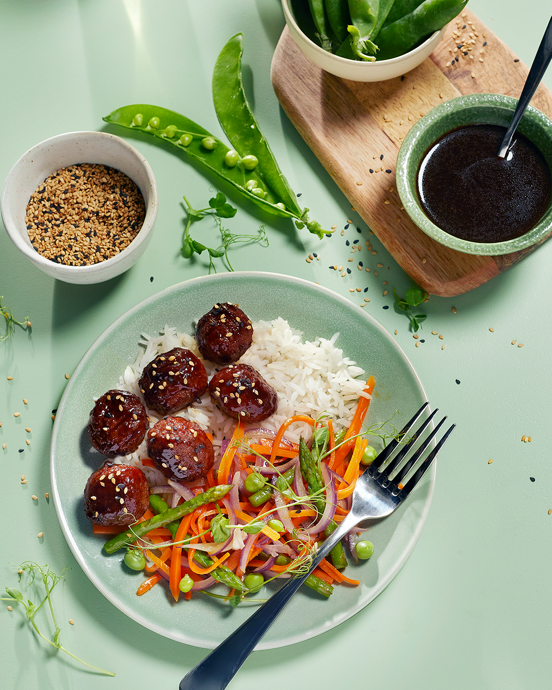 Teriyaki balls with rice & vegetables Teriyaki balls with rice & vegetables